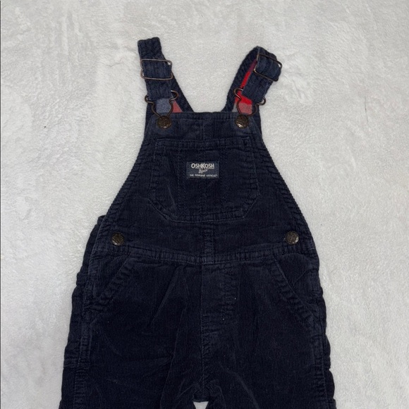 OshKosh B'gosh Black Classic Overalls - Picture 3 of 10